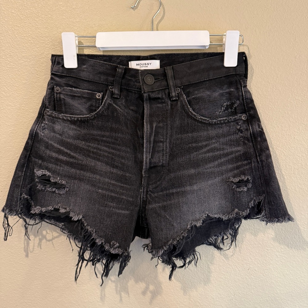 Moussy Vintage Womens Distressed‎ Denim Howa Shorts Black Raw Hem Japan Size 24